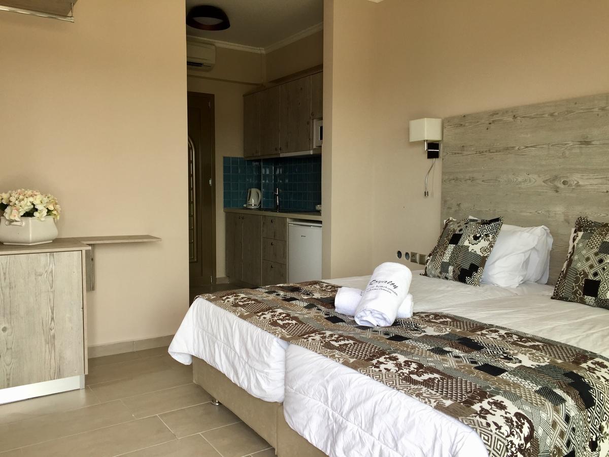 Royalty Suites Loft Nikiti  Luaran gambar