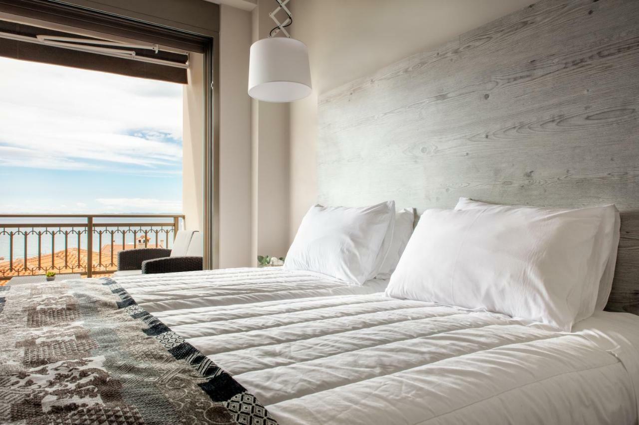 Royalty Suites Loft Nikiti  Luaran gambar