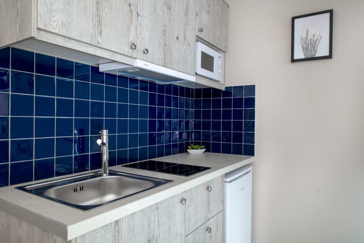 Royalty Suites Loft Nikiti  Luaran gambar
