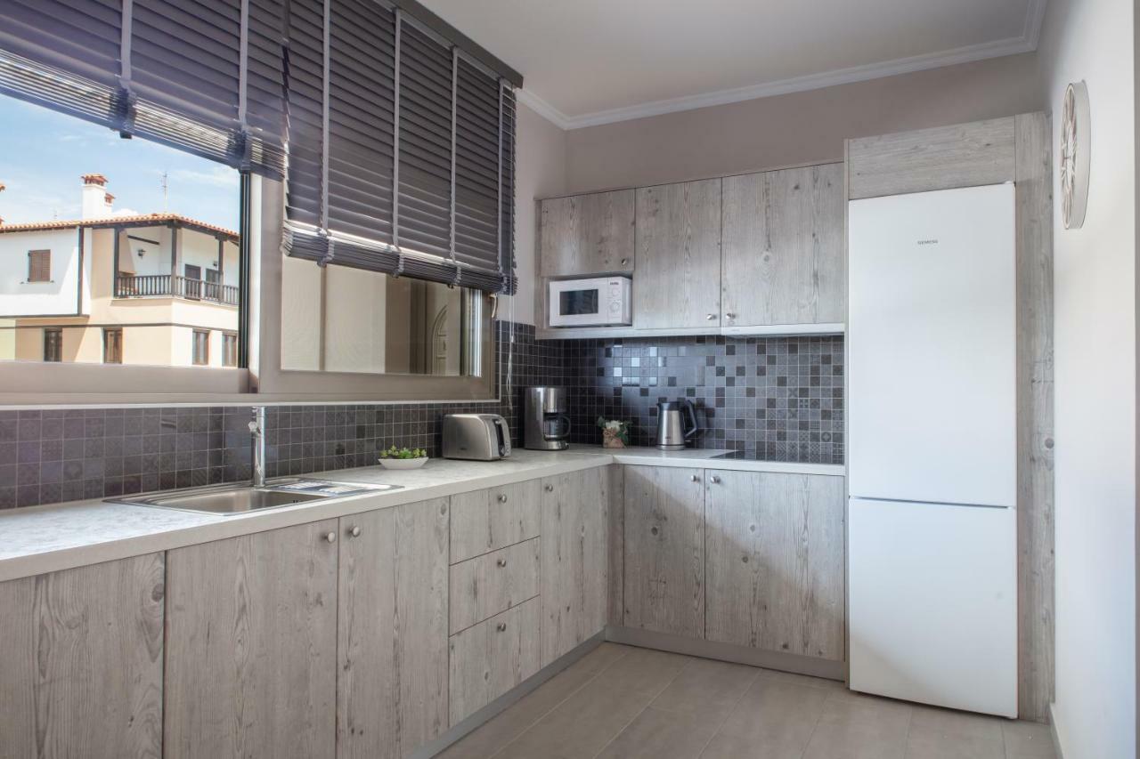 Royalty Suites Loft Nikiti  Luaran gambar
